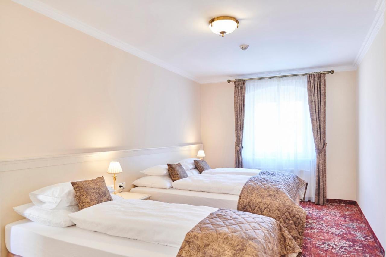 Spa Hotel Centrum ฟรันทิชโกวี ลาซเน ภายนอก รูปภาพ